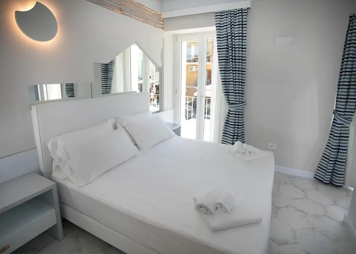 Franco's House Nocleg ze śniadaniem 3*