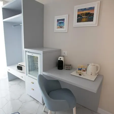 Franco's House 3* 트로페아