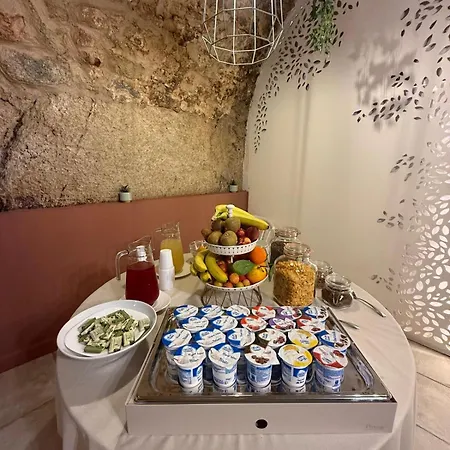 Franco's House 4* トロペーア