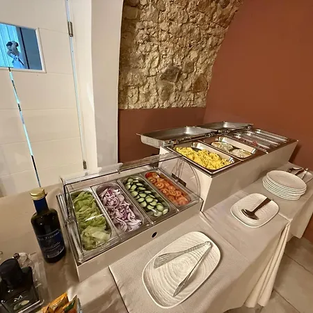Franco's House ベッド・アンド・ブレックファスト トロペーア
