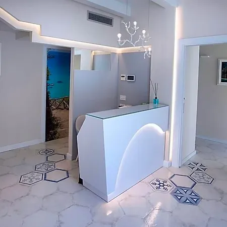 Franco's House 4*