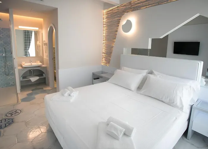 Franco's House Alojamento de Acomodação e Pequeno-almoço 3*