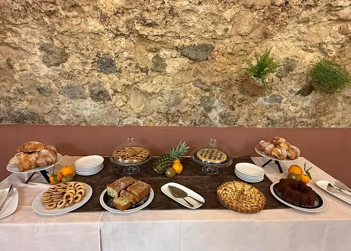 Franco's House Alojamento de Acomodação e Pequeno-almoço 3*